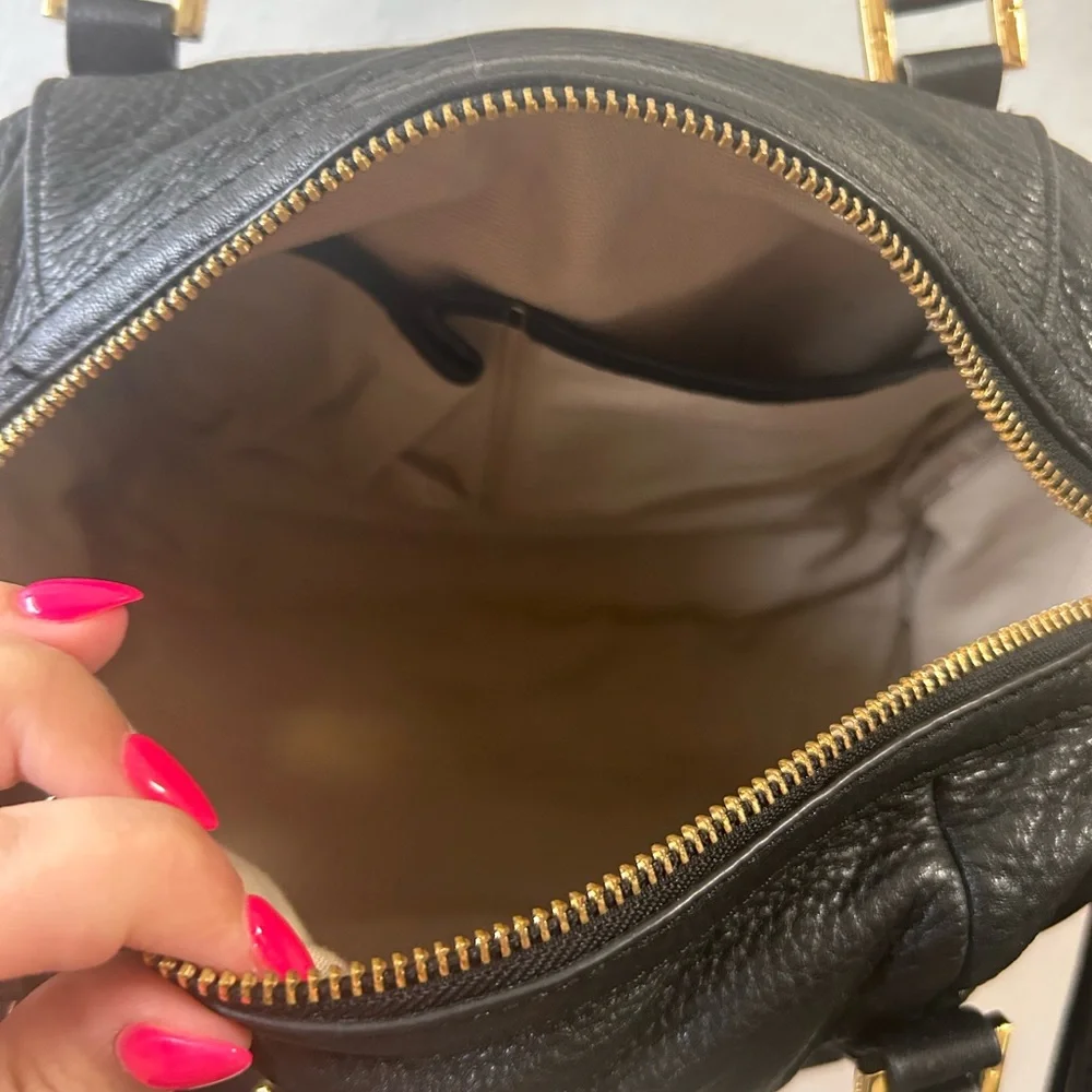 Tory Burch Amanda Satchel Purse Black Leather Handbag with Gold Accents - Picture 8 of 10